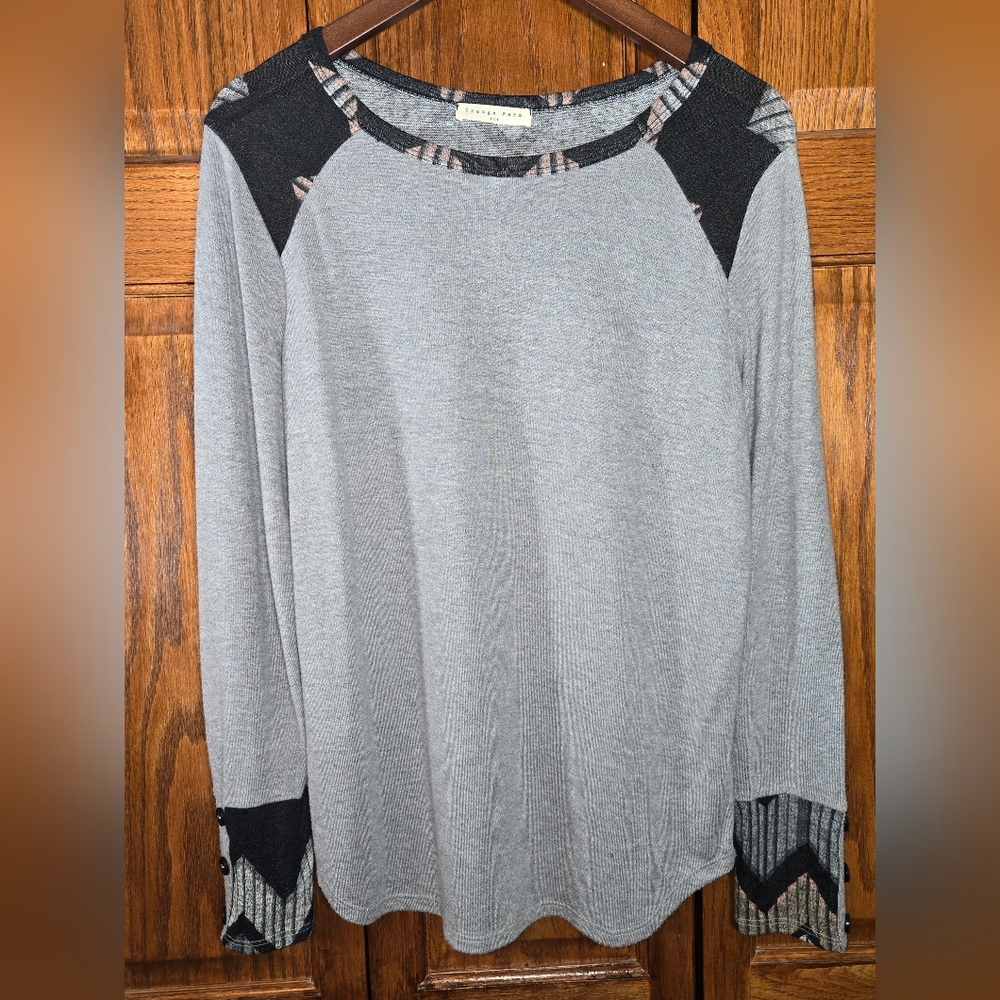 Orange Farm Grey Black Chevron Pattern Light Sweater with Button Cuffs, …
